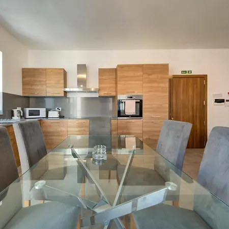 Spacious 3br Apt With Private Balconies In M'scala By 360 Estates Marsaskala