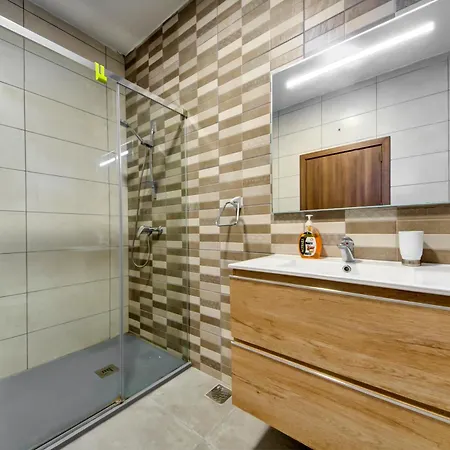 Apartment Spacious 3br Apt With Private Balconies In M'scala By 360 Estates *