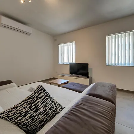 Spacious 3br Apt With Private Balconies In M'scala By 360 Estates Apartment