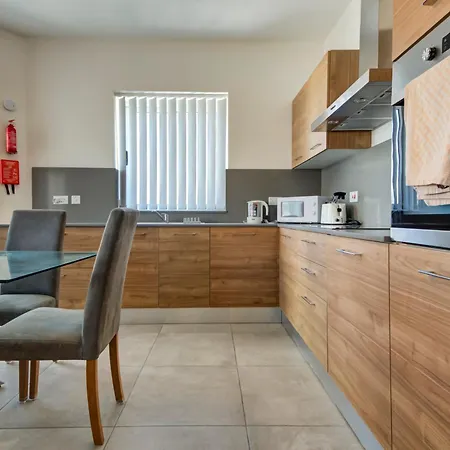 Spacious 3br Apt With Private Balconies In M'scala By 360 Estates 公寓 马尔萨斯卡拉