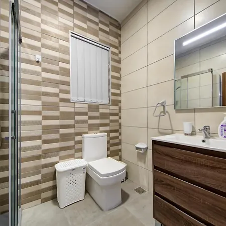 公寓 Spacious 3br Apt With Private Balconies In M'scala By 360 Estates