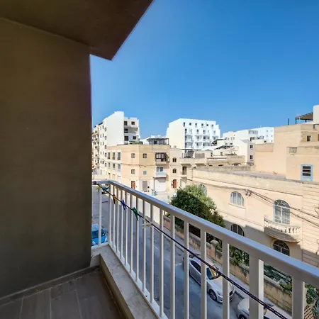 Spacious 3br Apt With Private Balconies In M'scala By 360 Estates 公寓